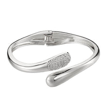 Load image into Gallery viewer, Teardrop Hinge Bracelet
