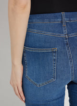 Load image into Gallery viewer, Premium Denim Relaxed Straight Jean
