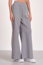 Load image into Gallery viewer, Seersucker Pant
