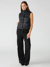 Load image into Gallery viewer, Talia Quilted Vest
