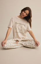 Load image into Gallery viewer, Boyfriend Wildflowers Tee

