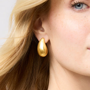 Wave Medium Earring