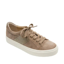 Load image into Gallery viewer, Yavin Sneaker
