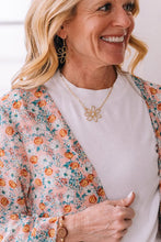 Load image into Gallery viewer, Daisy Open Pendant Necklace
