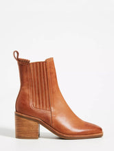Load image into Gallery viewer, Side Gored Stacked Heel Boot
