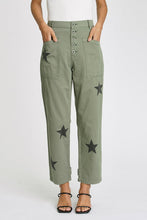 Load image into Gallery viewer, Tammy Crop Pant With Stars
