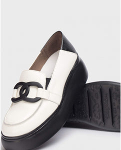 Two Tone Moccasin - OFF/BLK