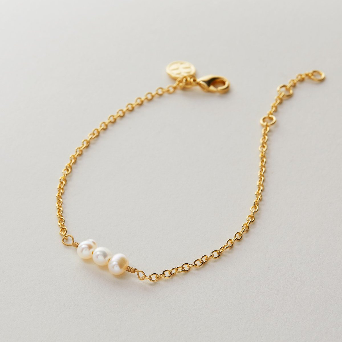 Grit Dainty Chain Pearl Bracelet