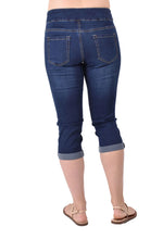 Load image into Gallery viewer, Pull On Jean Capri
