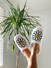 Load image into Gallery viewer, Daisy Slippers
