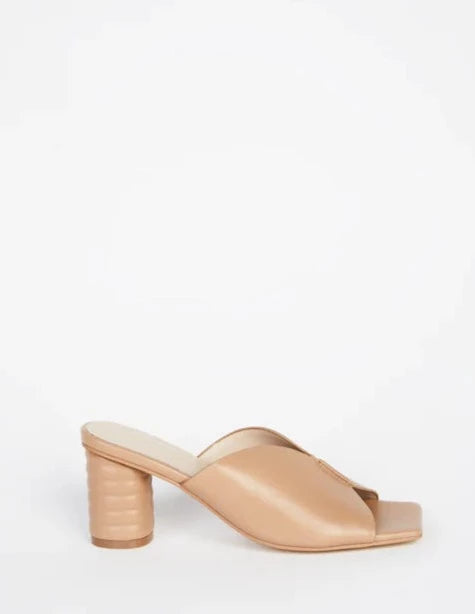 Mid Heel Slide