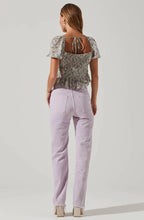 Load image into Gallery viewer, Leigh Pleated Floral Top
